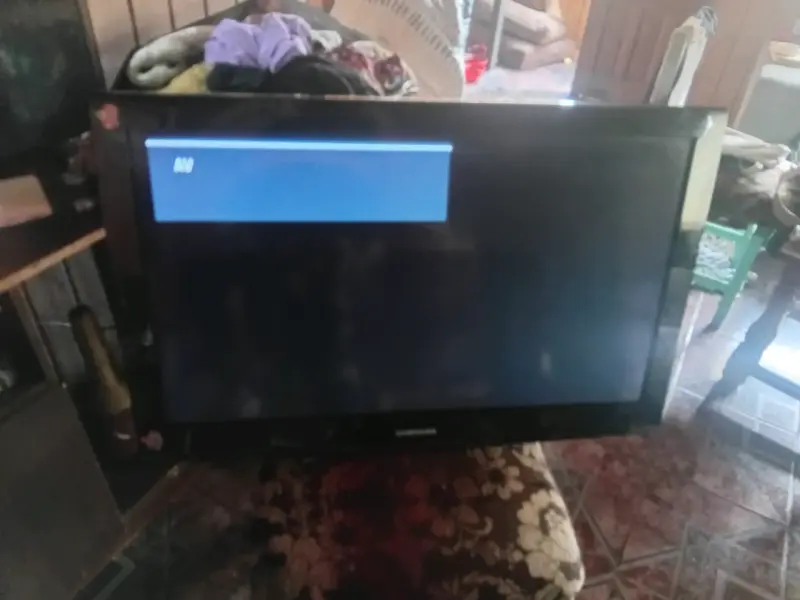 Televisor Samsung con pantalla de 32 pulgadas - 2