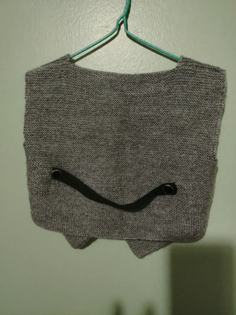 Chaleco tejido gris niño con botones talla 12m-18m - 3