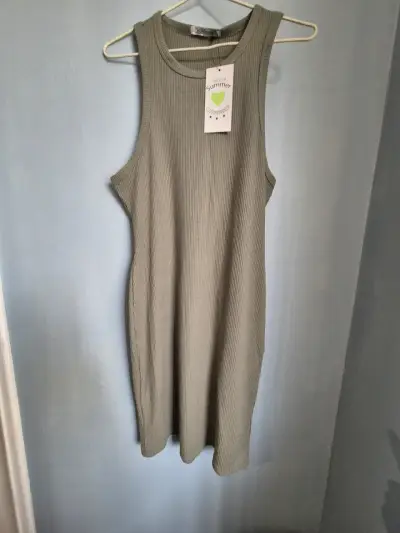 Vestido sin mangas beige Closterwatch - miniatura 2