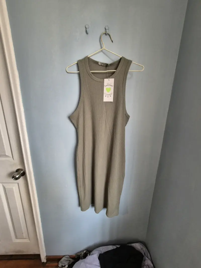 Vestido sin mangas beige Closterwatch - 3