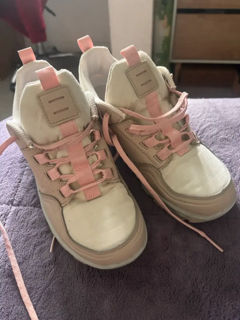 Zapatillas de trekking Decathlon beige y rosado - 4