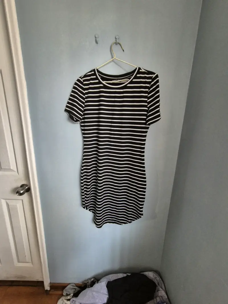 Vestido a rayas blanco y negro casual - 3
