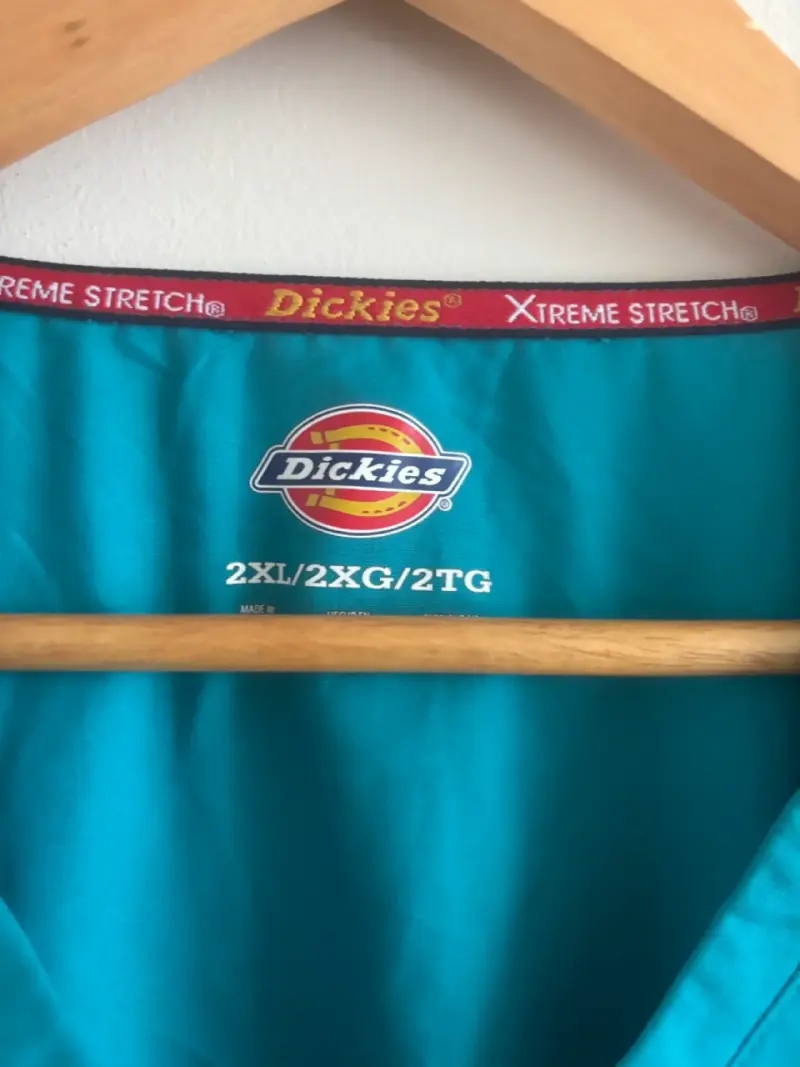 Blusa médica Dickies azul turquesa - 3