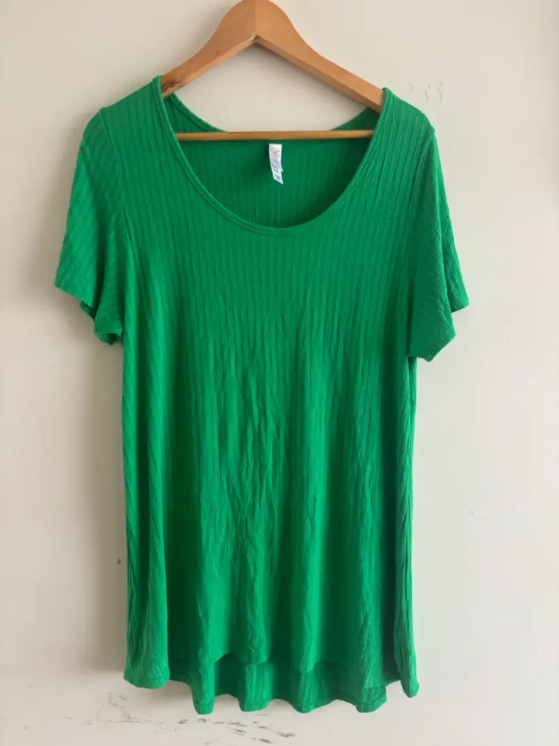 Polera verde de algodón para mujer - 1