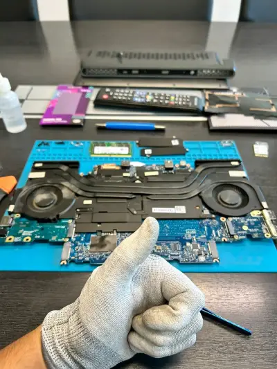 Servicios de mantención y reparación de PC - miniatura 2