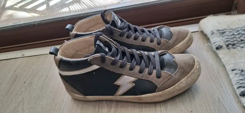 Zapatillas Rossati caña alta negro gris y platead - 2