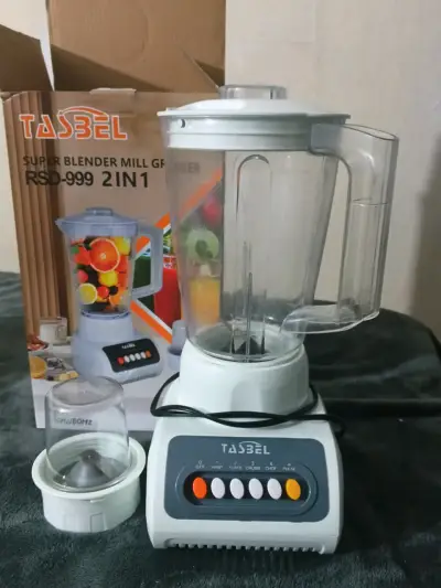 Sistema de sonido LG con parlantes - miniatura 2