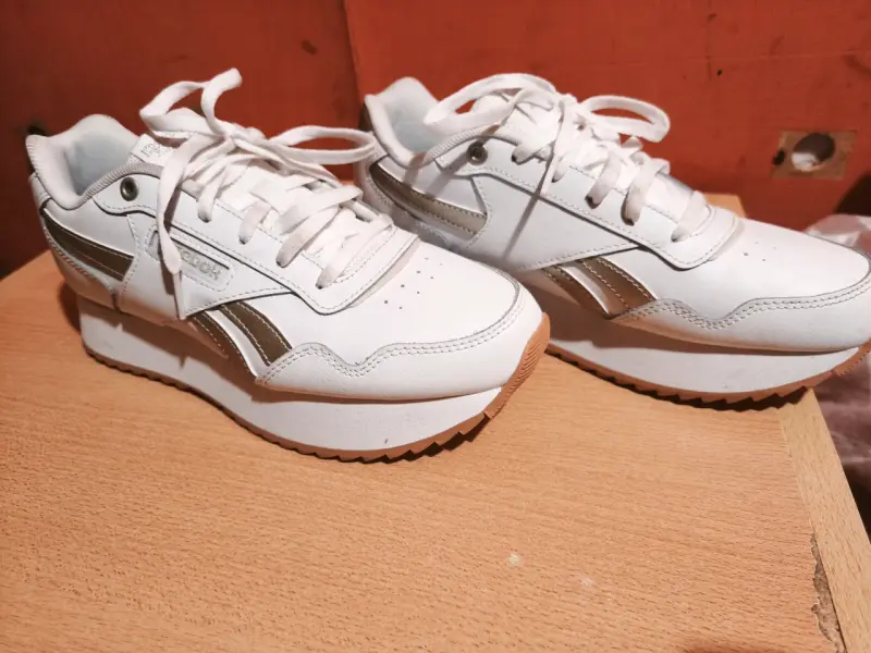 Zapatillas deportivas blancas Reebok con plataforma - 1