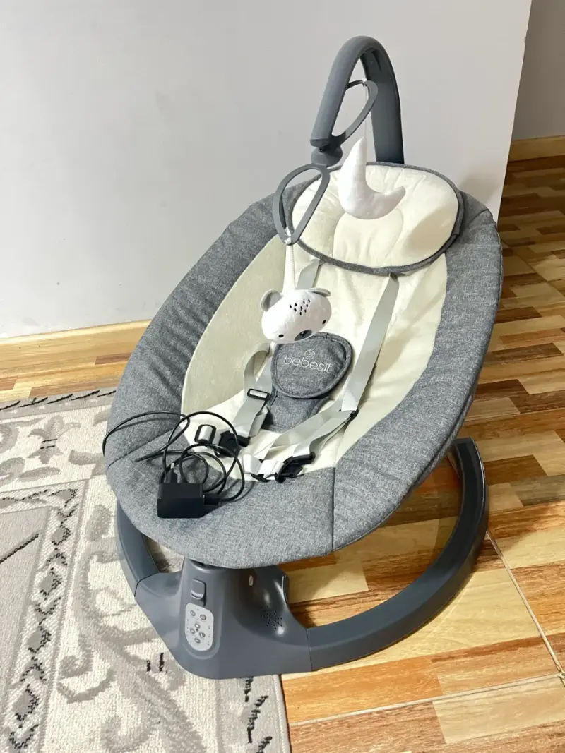 Silla mecedora eléctrica Bebesit gris - 1