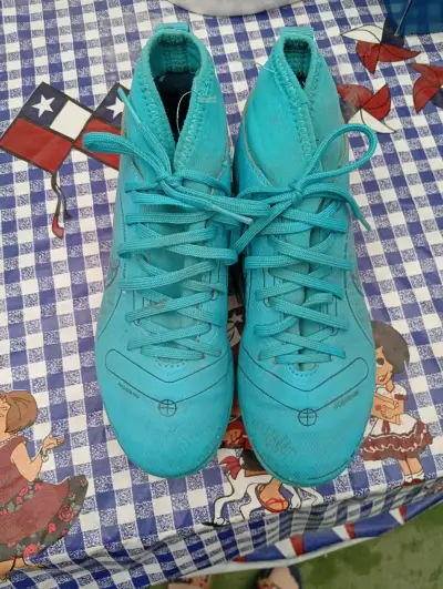 Zapatillas deportivas Nike turquesa para fútbol - miniatura 3