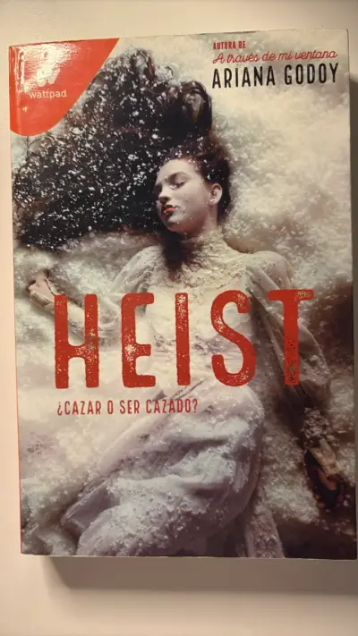 Libro 'Heist' de Ariana Godoy - miniatura 1