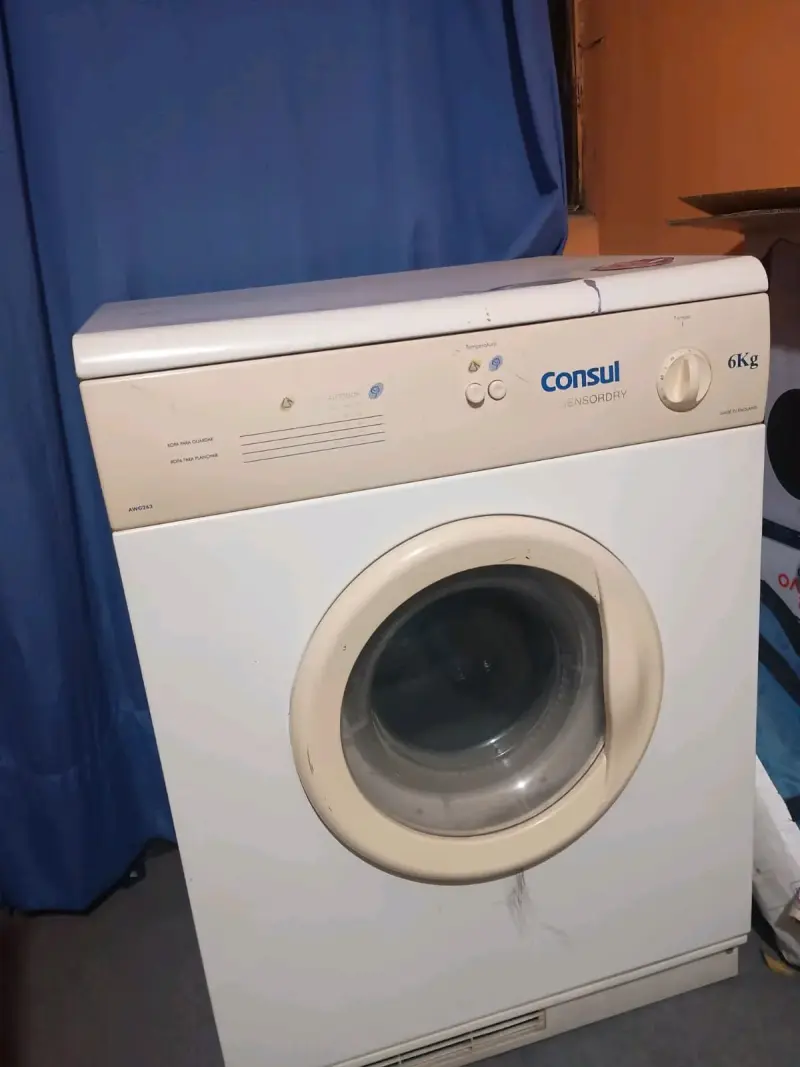 Secadora Consul 6kg SensorDry usada
