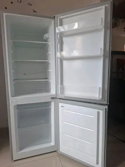 Lavadora y refeigerador en perfecto estado - miniatura 4