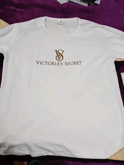 poleras Guess, Nike y Calvin Klein - miniatura 4