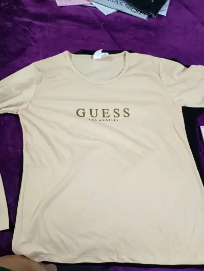 poleras Guess, Nike y Calvin Klein - miniatura 5