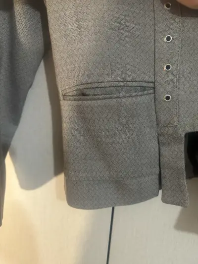 Chaqueta gris elegante para mujer - miniatura 4