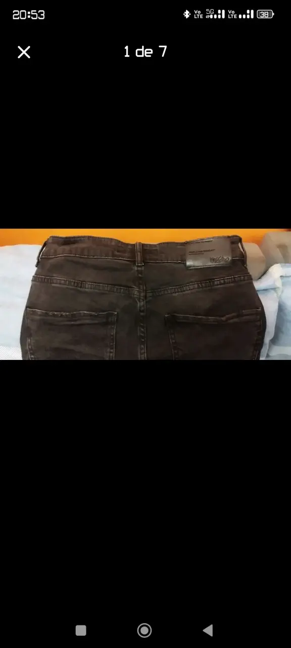 Jeans negros de mezclilla para hombre - 1