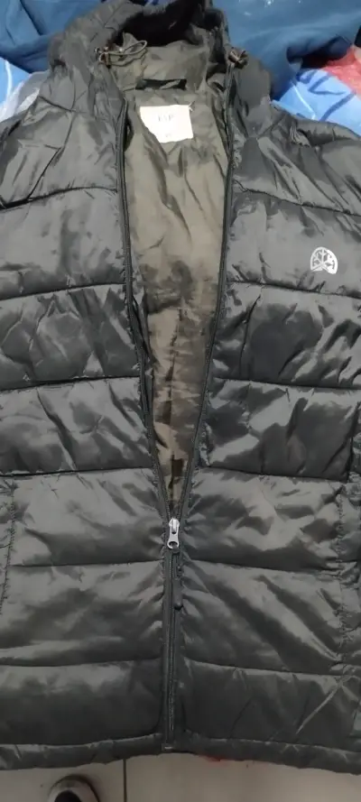 Chaqueta acolchada negra FSP para invierno - miniatura 1