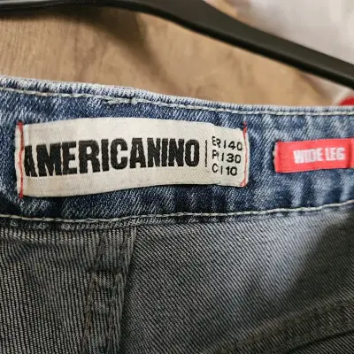 Jeans de mezclilla azul para mujer - miniatura 2