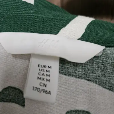 Vestido camisero verde H&M talla M - miniatura 1