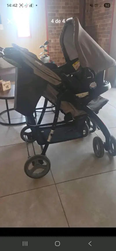 Coche de bebé Infanti plegable y cómodo - miniatura 2