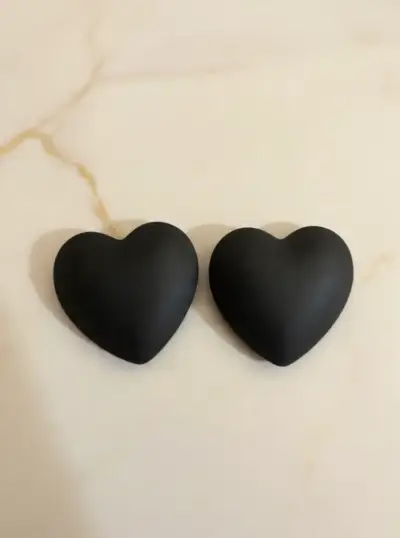 Aros c con diseño floral , corazón y hojas - miniatura 3