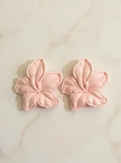Aros c con diseño floral , corazón y hojas - miniatura 4