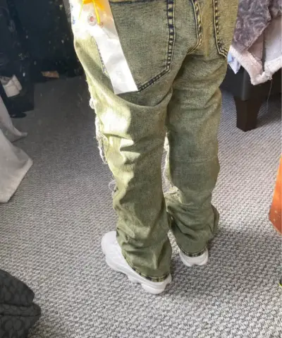 Jeans desgastados estilo urbano para hombre - miniatura 3