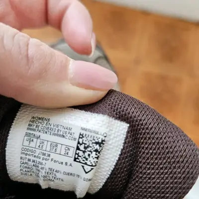 Zapatillas de trekking marrones para mujer - miniatura 4