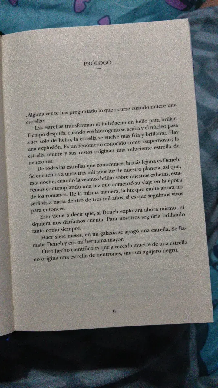 Libro 'Hasta que nos quedemos sin estrellas' - 3