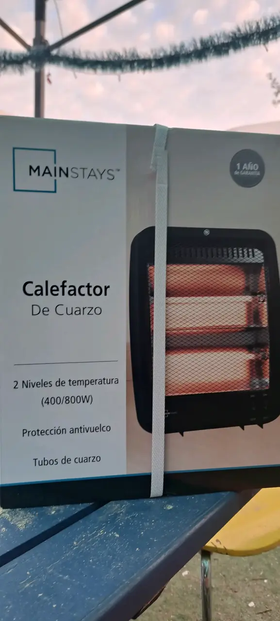 Calefactor de cuarzo Mainstays 800W - 1