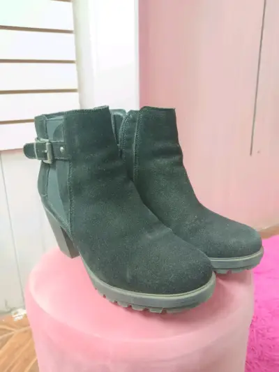 Botines negros de reno con tacón talla 39-40 - miniatura 1
