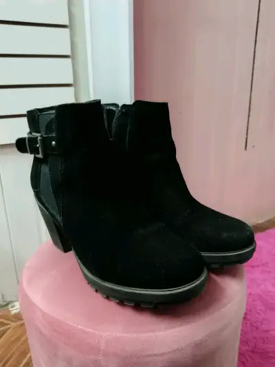 Botines negros de reno con tacón talla 39-40 - miniatura 2