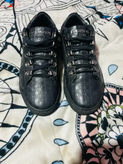 Permuto Zapatillas Balmain negras de cuero - miniatura 1