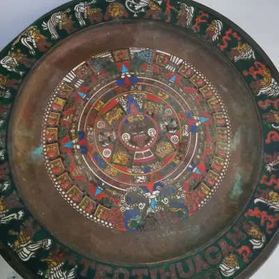Plato decorativo calendario azteca Teotihuacán - miniatura 1