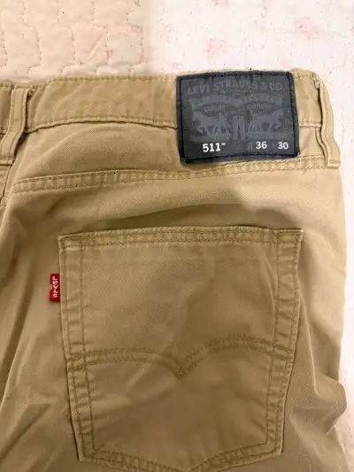 Pantalones Levis  casuales para hombre - miniatura 3