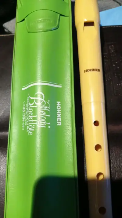 Flauta dulce Hohner Melody con estuche - miniatura 1
