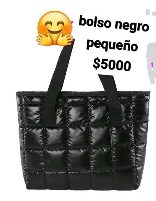 Bolso negro acolchado pequeño