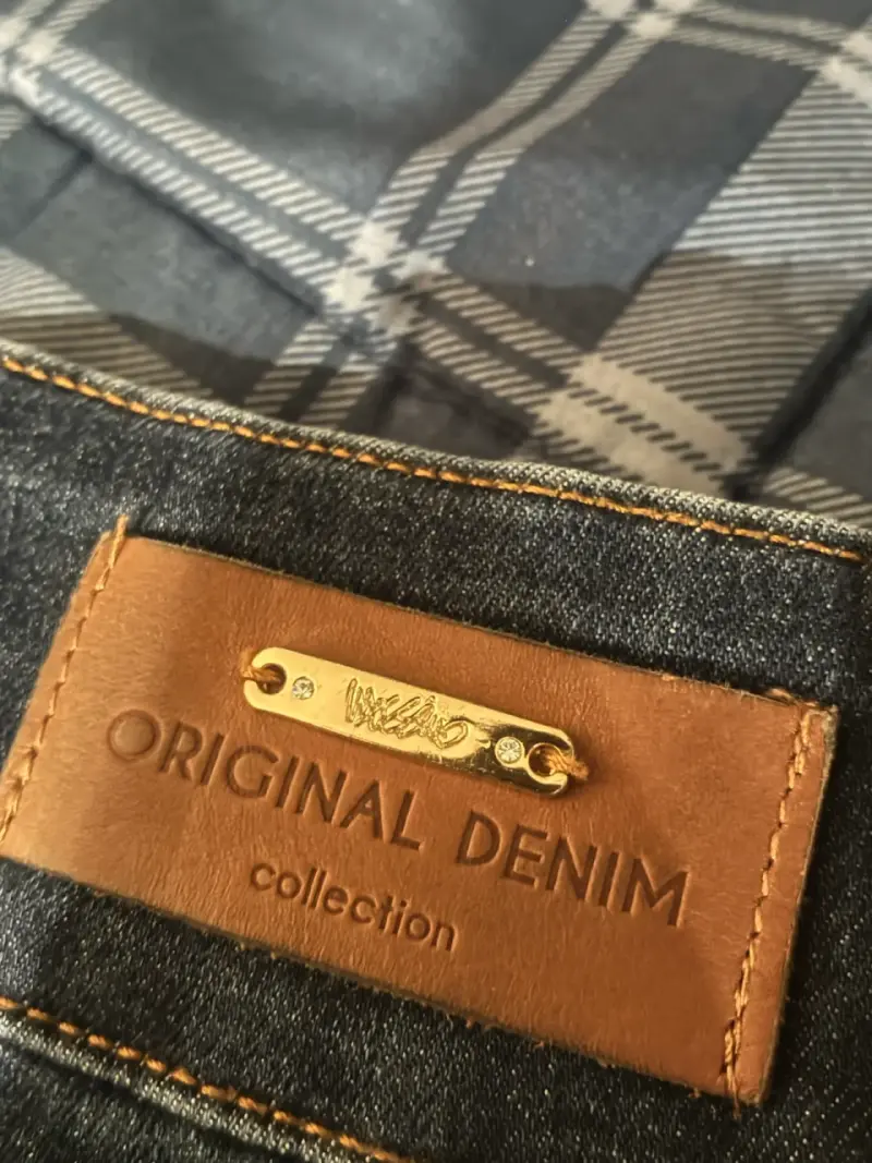 Jeans Ajustados Mossimo (Mujer) - 2