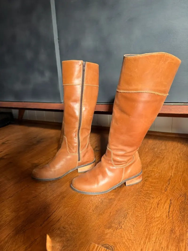 Botas de cuero marrón con cierre lateral - 2