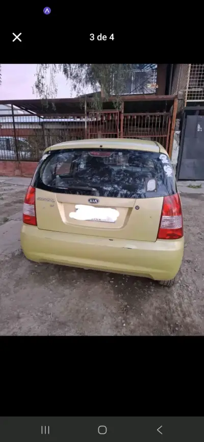 Auto Kia verde en buen estado - miniatura 4