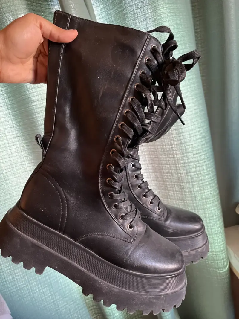 Botas negras de plataforma - 1