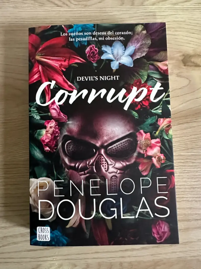 Libro 'Corrupt' de Penelope Douglas - 1