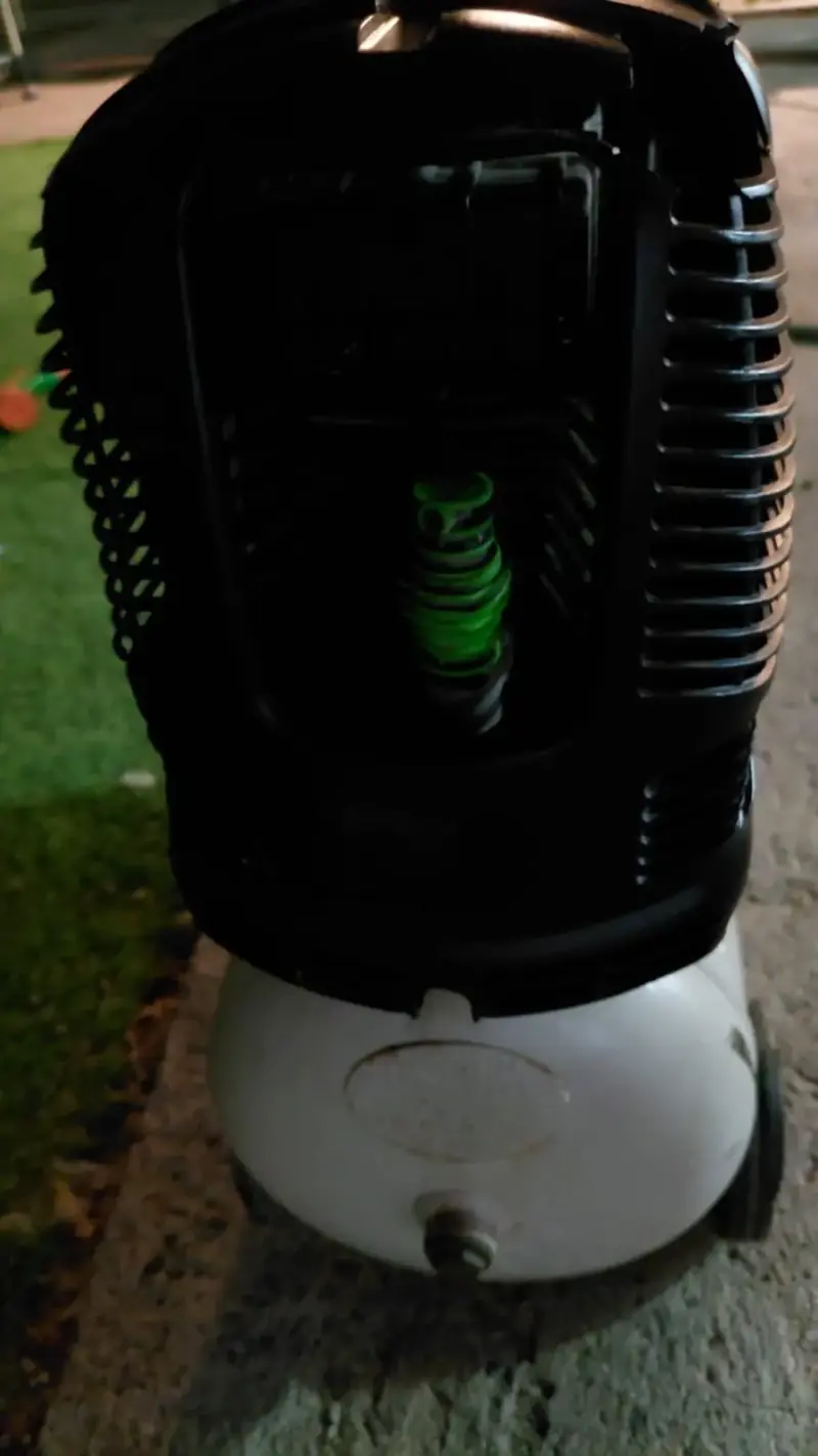 Compresor de aire Bauker 24L en buen estado - 3