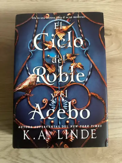Libro 'El Ciclo del Roble y el Acebo'  K.A. Linde - miniatura 1