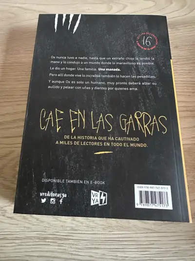 Libro 'La Canción del Lobo' de TJ Klune - miniatura 3