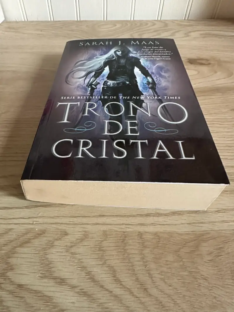 Libro 'Trono de Cristal' de Sarah J. Maas - 2