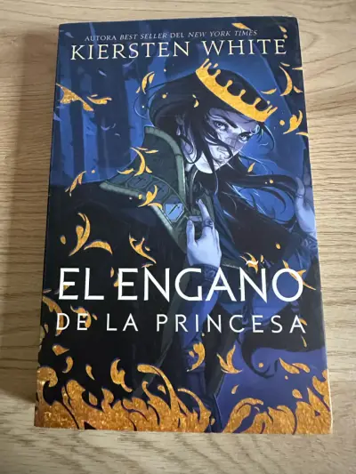 Libro 'El Engaño de la Princesa' de Kiersten White - miniatura 1