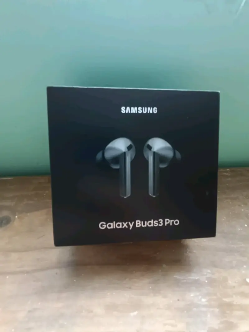 Samsung Galaxy Buds3 Pro nuevos - 1
