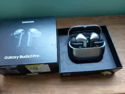 Samsung Galaxy Buds3 Pro nuevos - miniatura 2